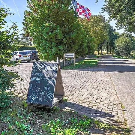 Деревянный коттедж Buitengewoon Overnachten *